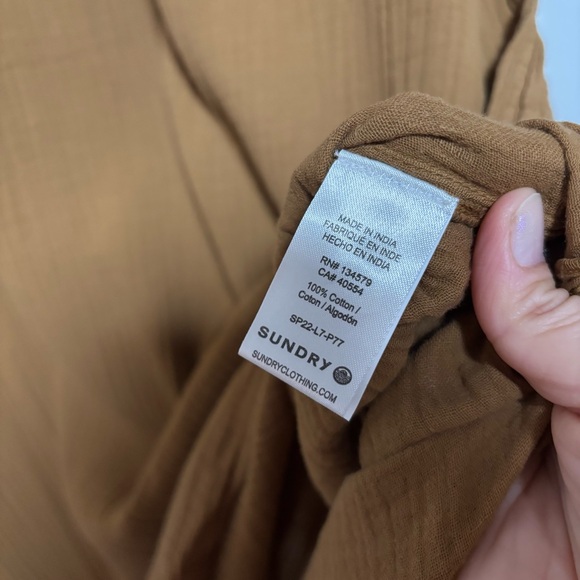 Sundry Dijon Brown Henley Loose Long Sleeve Gauze Cotton Midi Muslin Dress NWOT - Picture 11 of 13